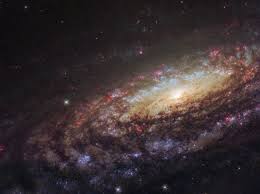 Bild av galax tagen med Hubbleteleskopet.